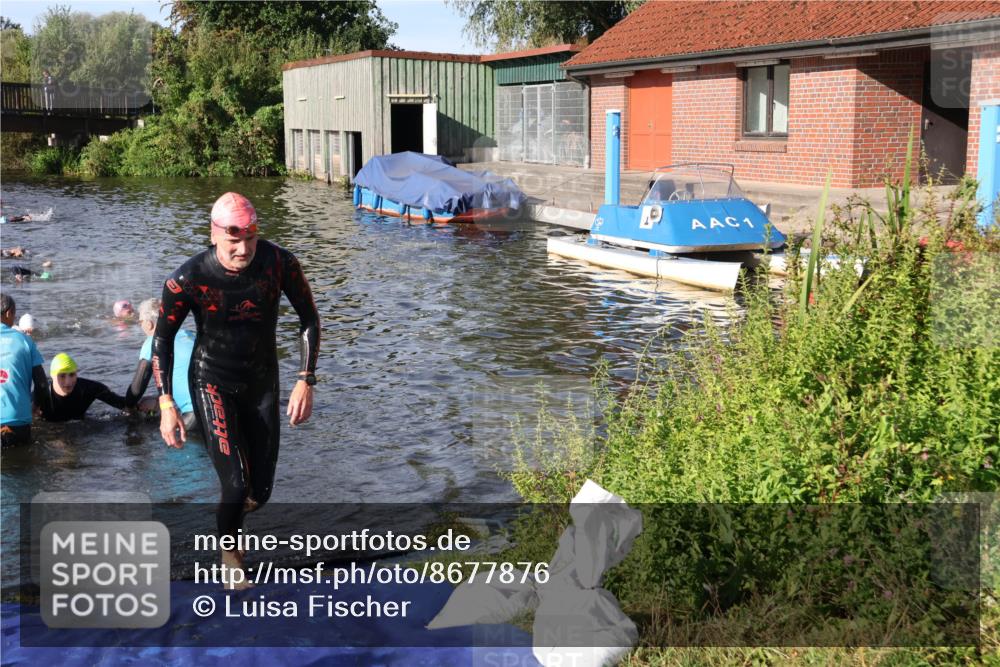 31.08.2025 - Elbe Triathlon Hamburg Luisa Fischer http://msf.ph/oto/8677876 31.08.2025 09:20:45 Schwimmen 404, 713 meine-sportfotos.de