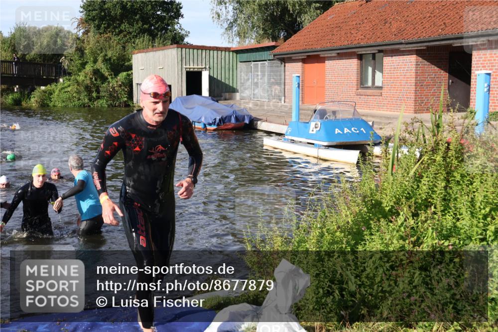 31.08.2025 - Elbe Triathlon Hamburg Luisa Fischer http://msf.ph/oto/8677879 31.08.2025 09:20:46 Schwimmen 404, 713 meine-sportfotos.de