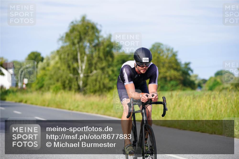 31.08.2025 - Elbe Triathlon Hamburg Michael Burmester http://msf.ph/oto/8677883 31.08.2025 10:31:54 Radfahren 886, 912, 1224 meine-sportfotos.de