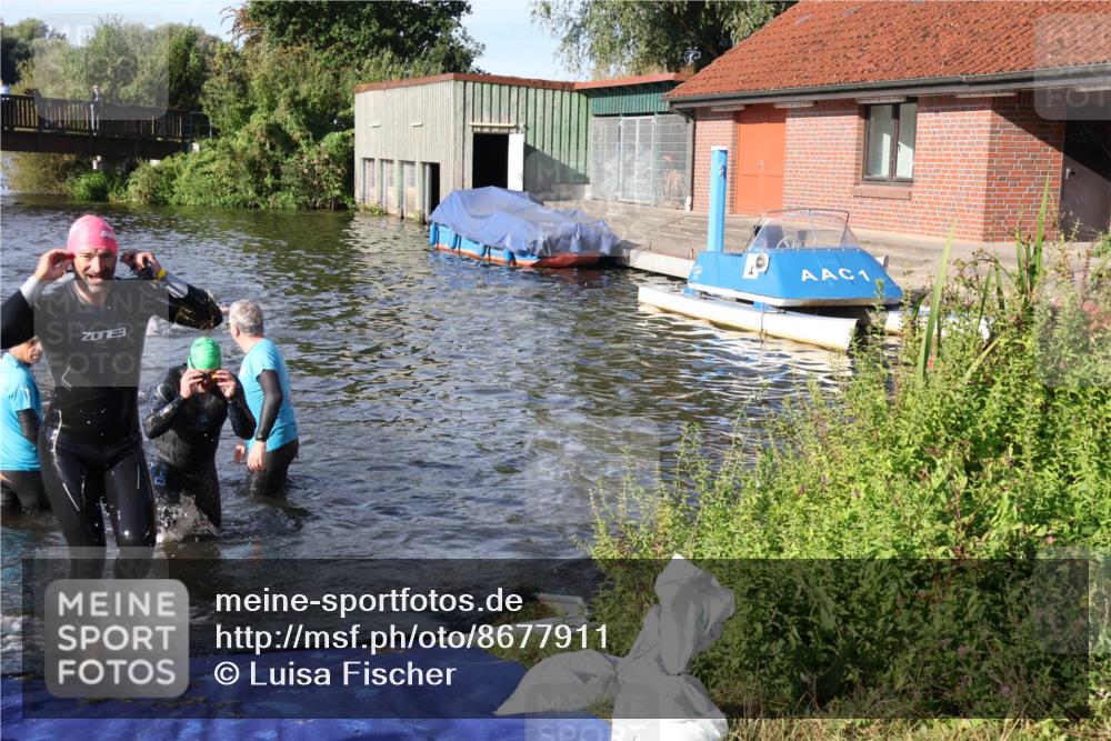 31.08.2025 - Elbe Triathlon Hamburg Luisa Fischer http://msf.ph/oto/8677911 31.08.2025 09:21:00 Schwimmen 607, 635, 664, 708, 712 meine-sportfotos.de