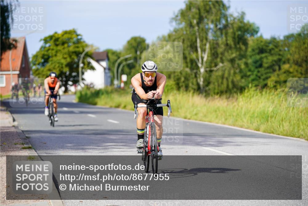 31.08.2025 - Elbe Triathlon Hamburg Michael Burmester http://msf.ph/oto/8677955 31.08.2025 10:32:15 Radfahren 938, 1032, 1127, 1213 meine-sportfotos.de