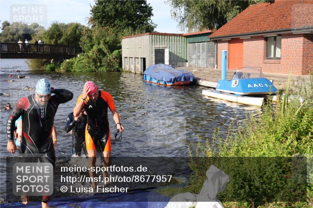 31.08.2025 - Elbe Triathlon Hamburg Luisa Fischer http://msf.ph/oto/8677957 31.08.2025 09:21:16 Schwimmen 682, 693, 717, 726, 742, 759 meine-sportfotos.de