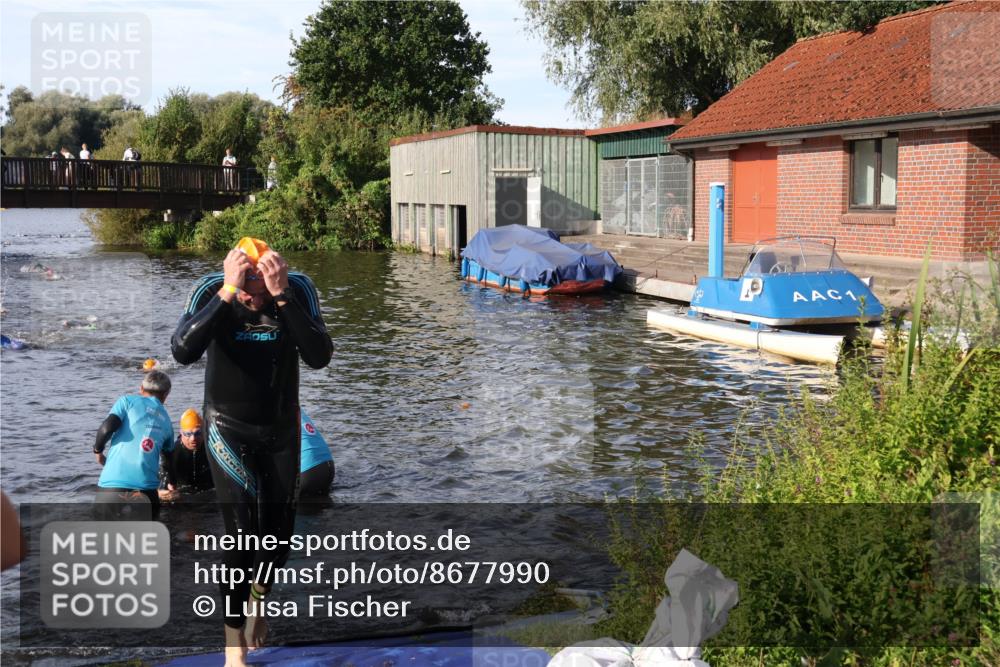 31.08.2025 - Elbe Triathlon Hamburg Luisa Fischer http://msf.ph/oto/8677990 31.08.2025 09:21:39 Schwimmen 494, 769 meine-sportfotos.de