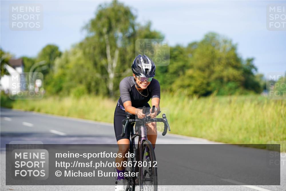 31.08.2025 - Elbe Triathlon Hamburg Michael Burmester http://msf.ph/oto/8678012 31.08.2025 10:32:31 Radfahren 732, 811, 932, 1168, 1185, 1208, 1226, 1240 meine-sportfotos.de