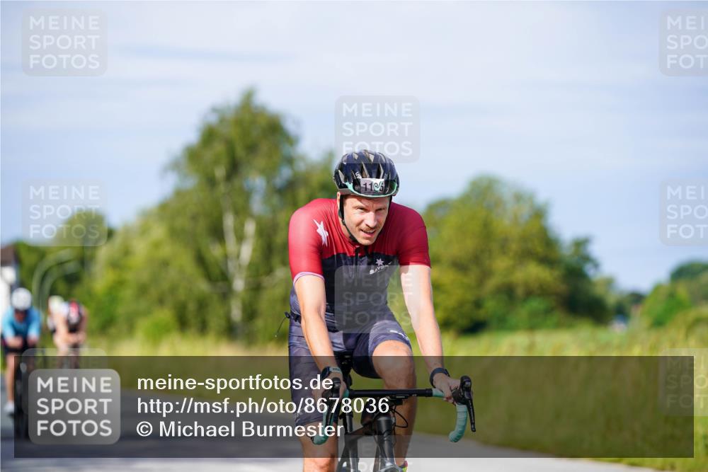 31.08.2025 - Elbe Triathlon Hamburg Michael Burmester http://msf.ph/oto/8678036 31.08.2025 10:32:35 Radfahren 896, 932, 1168, 1174, 1185, 1226, 1240 meine-sportfotos.de