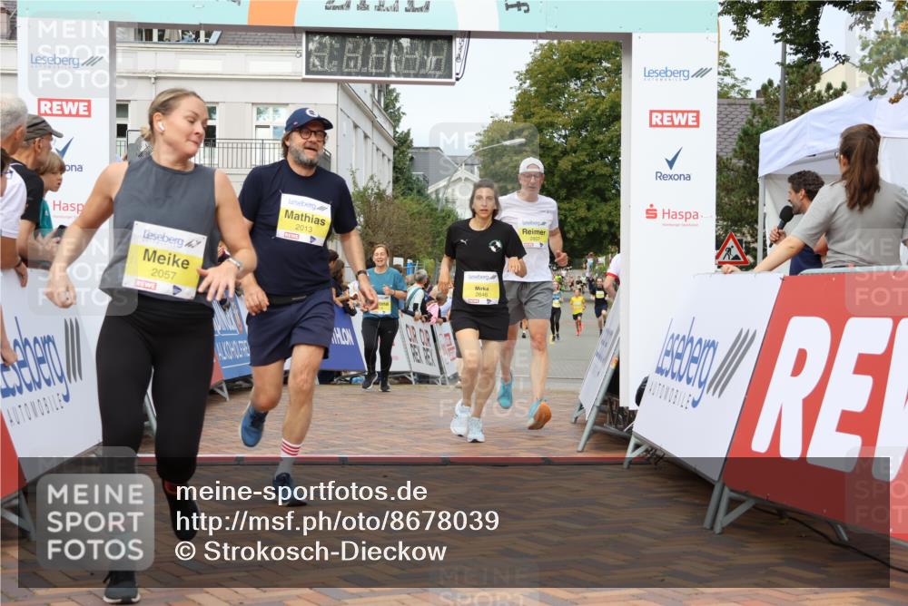 31.08.2025 - 21. Blankeneser Heldenlauf Strokosch-Dieckow http://msf.ph/oto/8678039 31.08.2025 10:26:46 Ziel 2022, 2057, 2013, 2749, 2648, 2607, 2646, 2487, 2354, 2296, 2478 meine-sportfotos.de