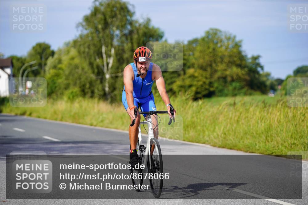 31.08.2025 - Elbe Triathlon Hamburg Michael Burmester http://msf.ph/oto/8678066 31.08.2025 10:32:41 Radfahren 786, 896, 1174, 1226, 1240 meine-sportfotos.de