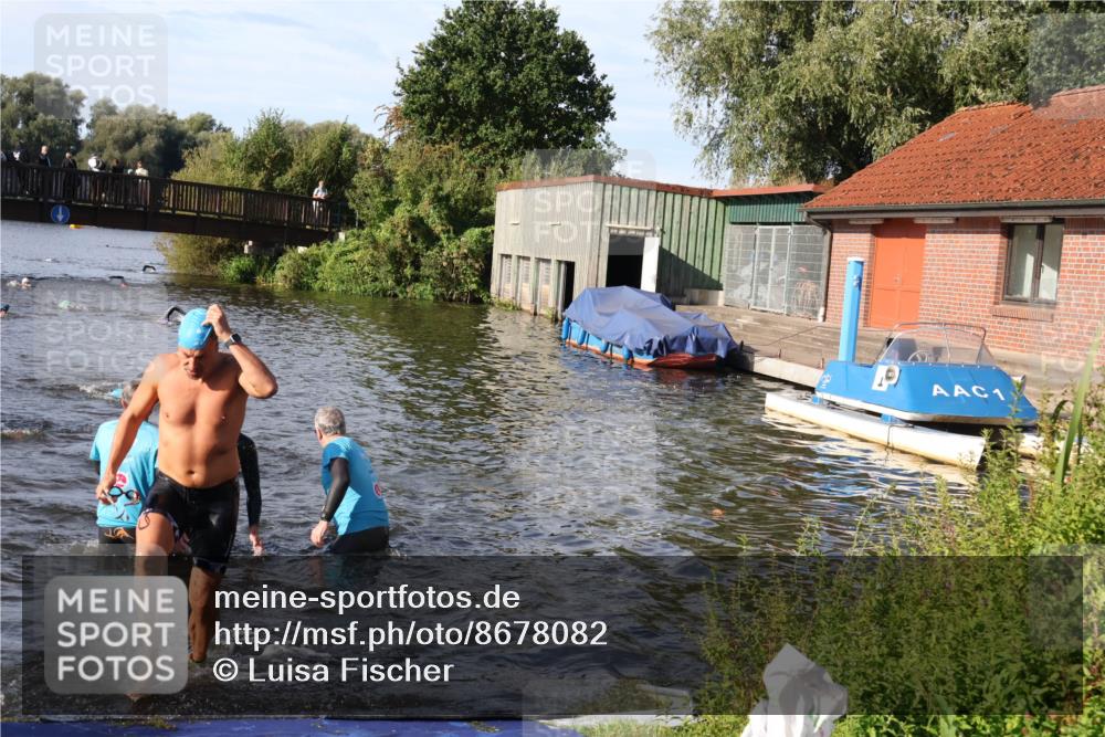 31.08.2025 - Elbe Triathlon Hamburg Luisa Fischer http://msf.ph/oto/8678082 31.08.2025 09:22:36 Schwimmen 710, 727, 766 meine-sportfotos.de