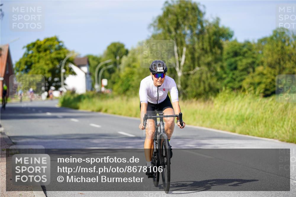 31.08.2025 - Elbe Triathlon Hamburg Michael Burmester http://msf.ph/oto/8678106 31.08.2025 10:32:52 Radfahren 804, 1195 meine-sportfotos.de