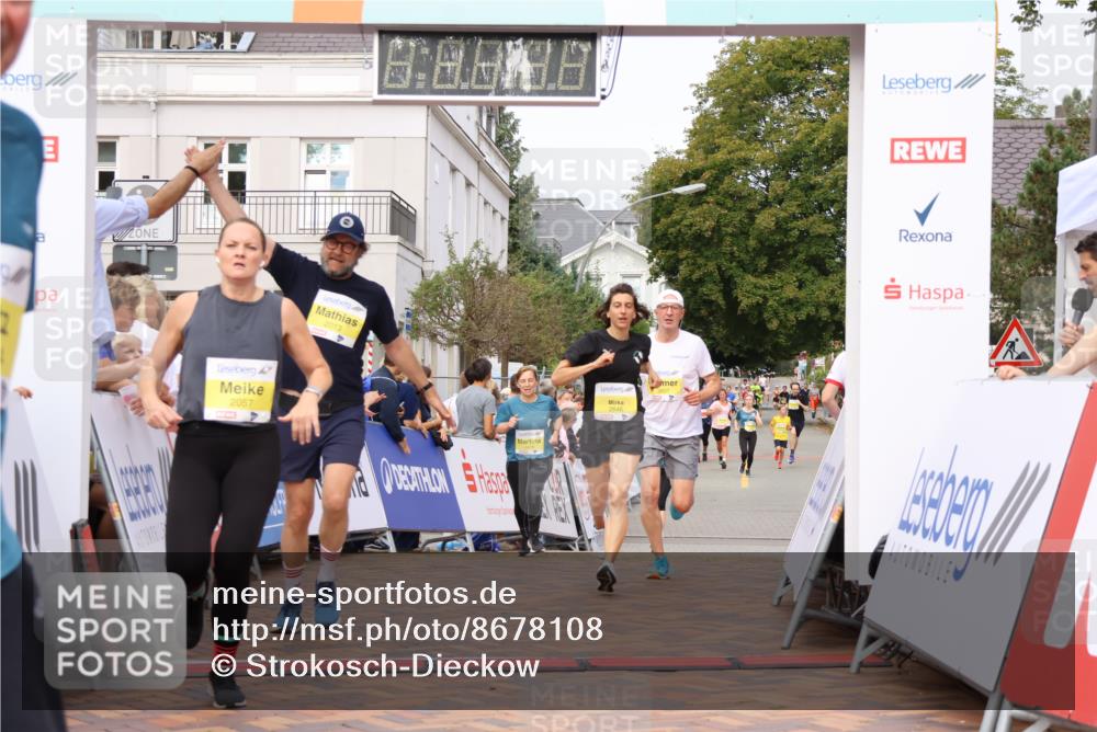31.08.2025 - 21. Blankeneser Heldenlauf Strokosch-Dieckow http://msf.ph/oto/8678108 31.08.2025 10:26:45 Ziel 2022, 2057, 2013, 2648, 2607, 2646, 2487, 2354, 2296, 2478 meine-sportfotos.de