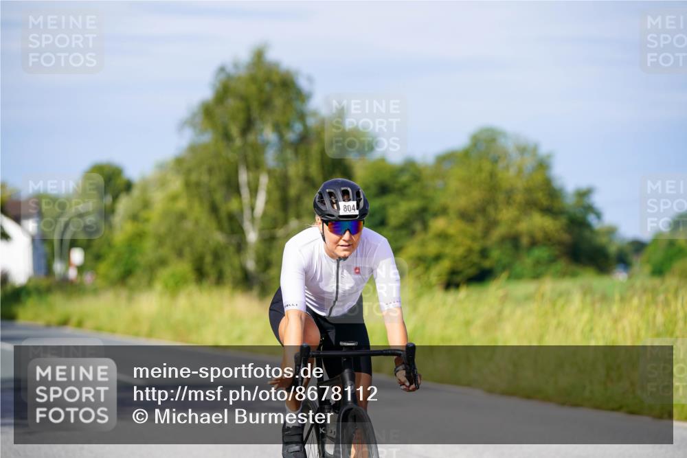 31.08.2025 - Elbe Triathlon Hamburg Michael Burmester http://msf.ph/oto/8678112 31.08.2025 10:32:52 Radfahren 804, 1195 meine-sportfotos.de