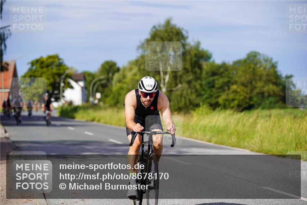 31.08.2025 - Elbe Triathlon Hamburg Michael Burmester http://msf.ph/oto/8678170 31.08.2025 10:33:16 Radfahren 1139, 1157, 1169, 1170, 1191 meine-sportfotos.de
