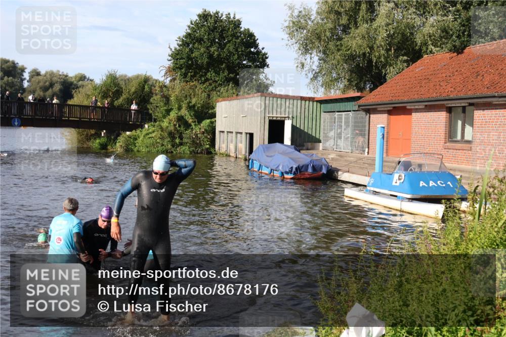 31.08.2025 - Elbe Triathlon Hamburg Luisa Fischer http://msf.ph/oto/8678176 31.08.2025 09:23:07 Schwimmen 739, 744, 768 meine-sportfotos.de