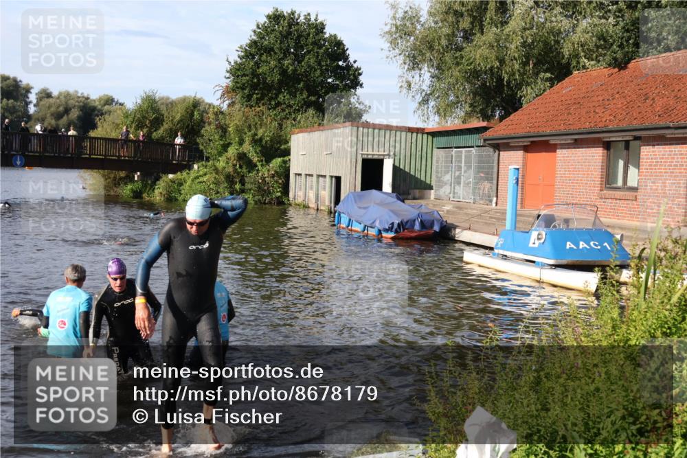 31.08.2025 - Elbe Triathlon Hamburg Luisa Fischer http://msf.ph/oto/8678179 31.08.2025 09:23:07 Schwimmen 739, 744, 768 meine-sportfotos.de