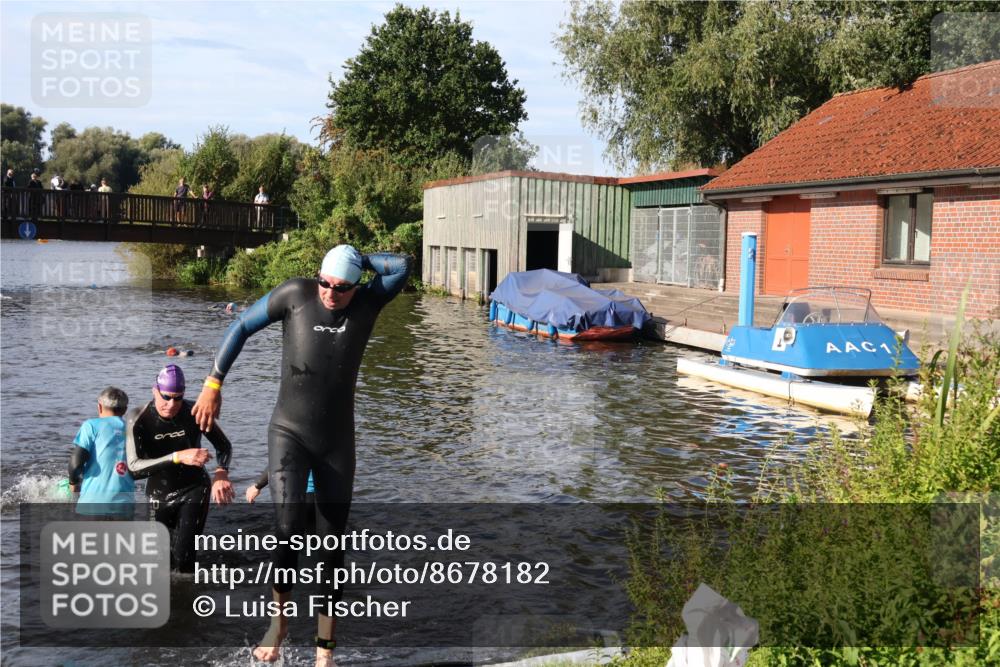 31.08.2025 - Elbe Triathlon Hamburg Luisa Fischer http://msf.ph/oto/8678182 31.08.2025 09:23:08 Schwimmen 739, 744, 768 meine-sportfotos.de