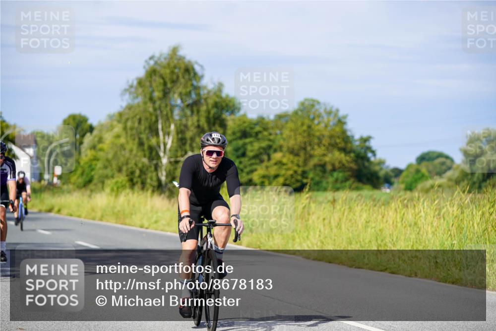 31.08.2025 - Elbe Triathlon Hamburg Michael Burmester http://msf.ph/oto/8678183 31.08.2025 10:33:21 Radfahren 826, 908, 944, 1119, 1157, 1177, 1191 meine-sportfotos.de