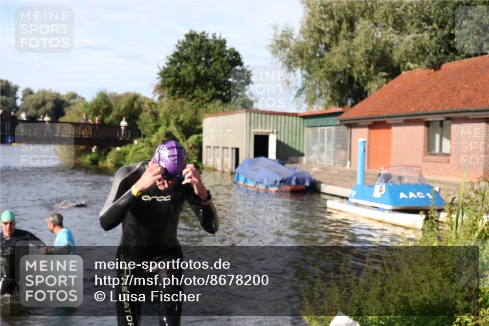 31.08.2025 - Elbe Triathlon Hamburg Luisa Fischer http://msf.ph/oto/8678200 31.08.2025 09:23:11 Schwimmen 739, 744, 768 meine-sportfotos.de