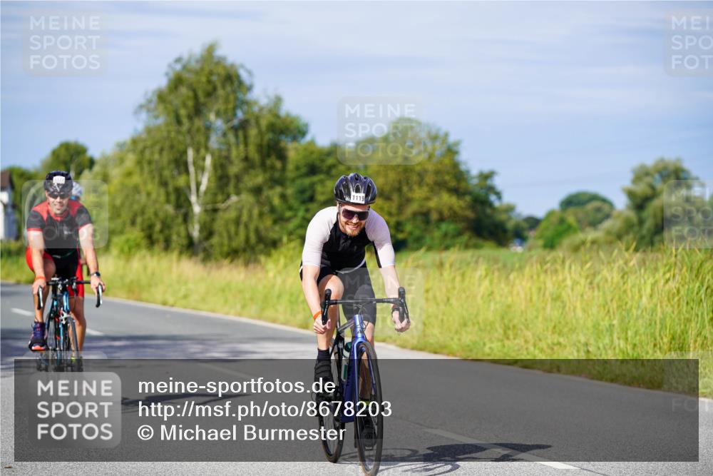 31.08.2025 - Elbe Triathlon Hamburg Michael Burmester http://msf.ph/oto/8678203 31.08.2025 10:33:24 Radfahren 826, 838, 850, 908, 944, 1119, 1157, 1177, 1191, 1235, 1241 meine-sportfotos.de