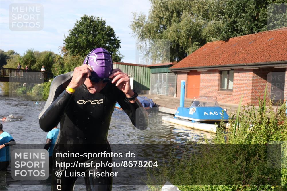 31.08.2025 - Elbe Triathlon Hamburg Luisa Fischer http://msf.ph/oto/8678204 31.08.2025 09:23:12 Schwimmen 739, 744, 768 meine-sportfotos.de