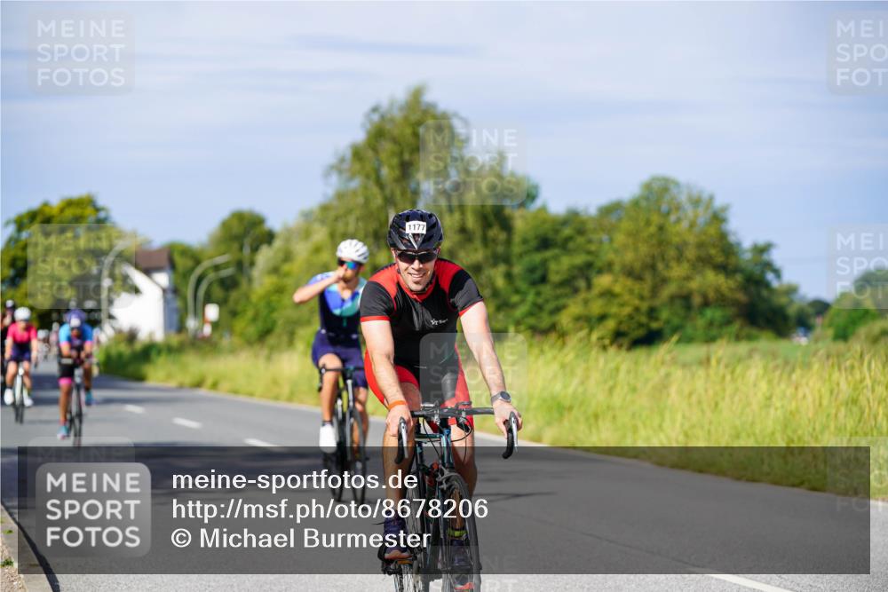 31.08.2025 - Elbe Triathlon Hamburg Michael Burmester http://msf.ph/oto/8678206 31.08.2025 10:33:24 Radfahren 826, 838, 850, 908, 944, 1119, 1157, 1177, 1191, 1235, 1241 meine-sportfotos.de