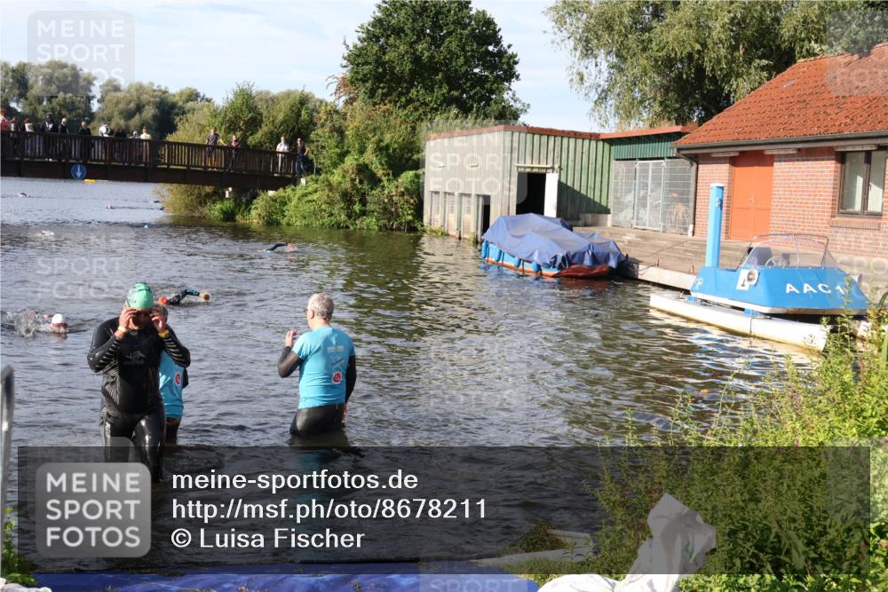 31.08.2025 - Elbe Triathlon Hamburg Luisa Fischer http://msf.ph/oto/8678211 31.08.2025 09:23:13 Schwimmen 739, 744, 768 meine-sportfotos.de