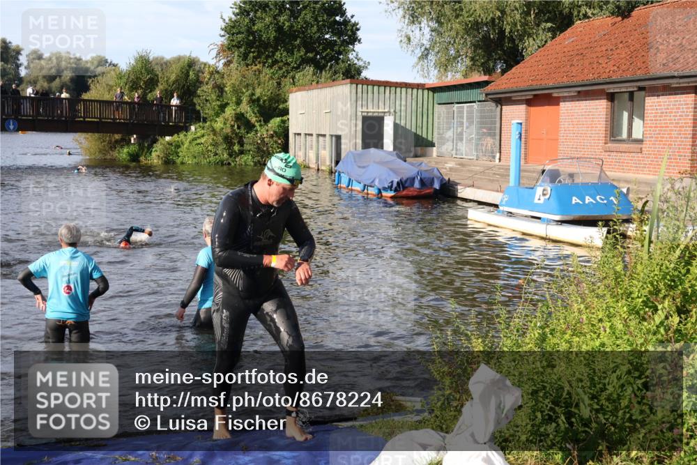 31.08.2025 - Elbe Triathlon Hamburg Luisa Fischer http://msf.ph/oto/8678224 31.08.2025 09:23:17 Schwimmen 744 meine-sportfotos.de