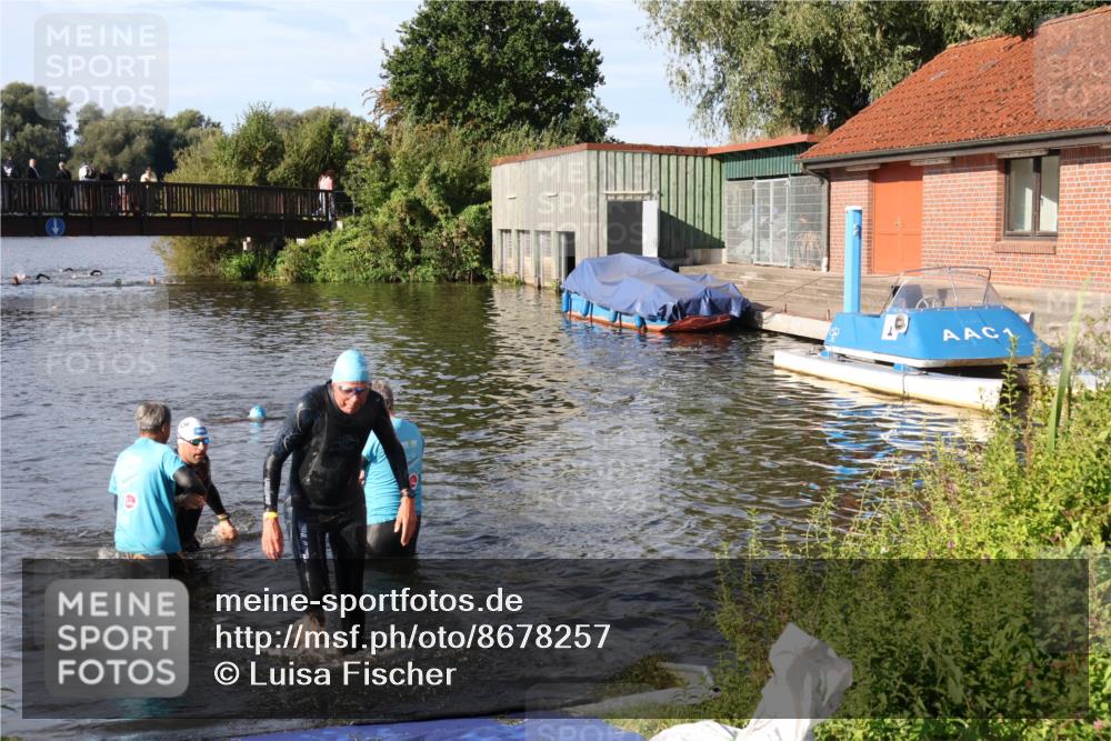 31.08.2025 - Elbe Triathlon Hamburg Luisa Fischer http://msf.ph/oto/8678257 31.08.2025 09:23:54 Schwimmen 701, 775 meine-sportfotos.de