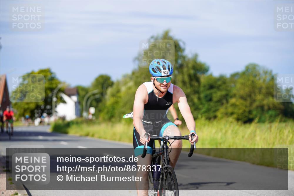 31.08.2025 - Elbe Triathlon Hamburg Michael Burmester http://msf.ph/oto/8678337 31.08.2025 10:34:19 Radfahren 928, 1033, 1167, 1176 meine-sportfotos.de