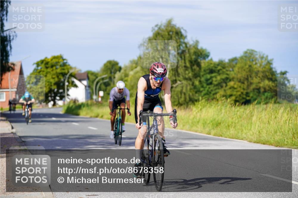 31.08.2025 - Elbe Triathlon Hamburg Michael Burmester http://msf.ph/oto/8678358 31.08.2025 10:34:38 Radfahren 404, 947, 1078, 1134, 1150, 1204, 1221 meine-sportfotos.de