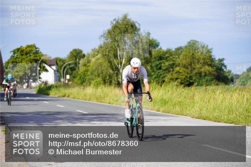31.08.2025 - Elbe Triathlon Hamburg Michael Burmester http://msf.ph/oto/8678360 31.08.2025 10:34:39 Radfahren 404, 947, 1078, 1134, 1150, 1221 meine-sportfotos.de