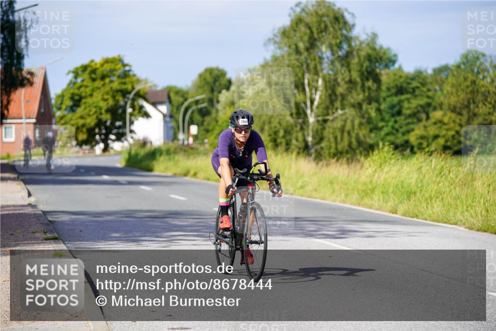 31.08.2025 - Elbe Triathlon Hamburg Michael Burmester http://msf.ph/oto/8678444 31.08.2025 10:35:13 Radfahren 794, 957, 960 meine-sportfotos.de