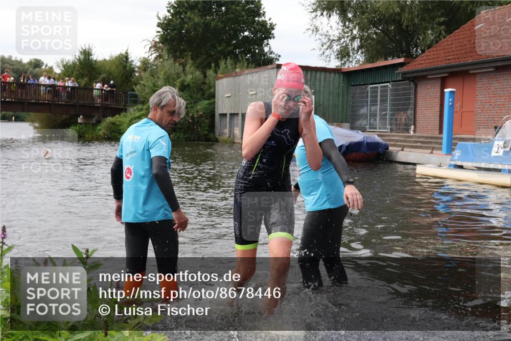 31.08.2025 - Elbe Triathlon Hamburg Luisa Fischer http://msf.ph/oto/8678446 31.08.2025 12:08:06 Schwimmen 1628 meine-sportfotos.de