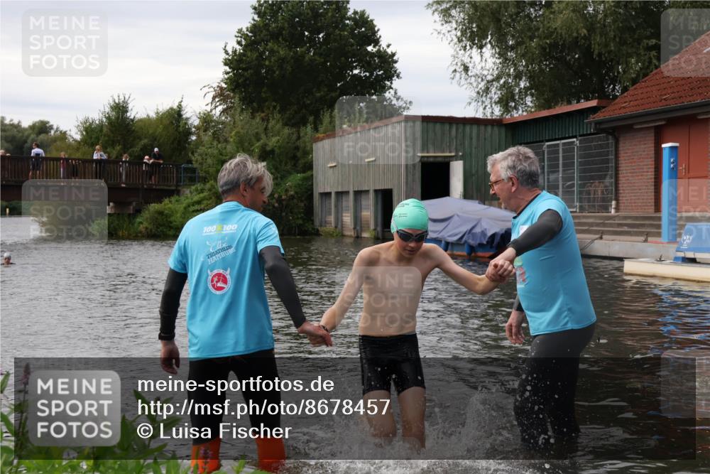 31.08.2025 - Elbe Triathlon Hamburg Luisa Fischer http://msf.ph/oto/8678457 31.08.2025 12:08:34 Schwimmen 1619 meine-sportfotos.de
