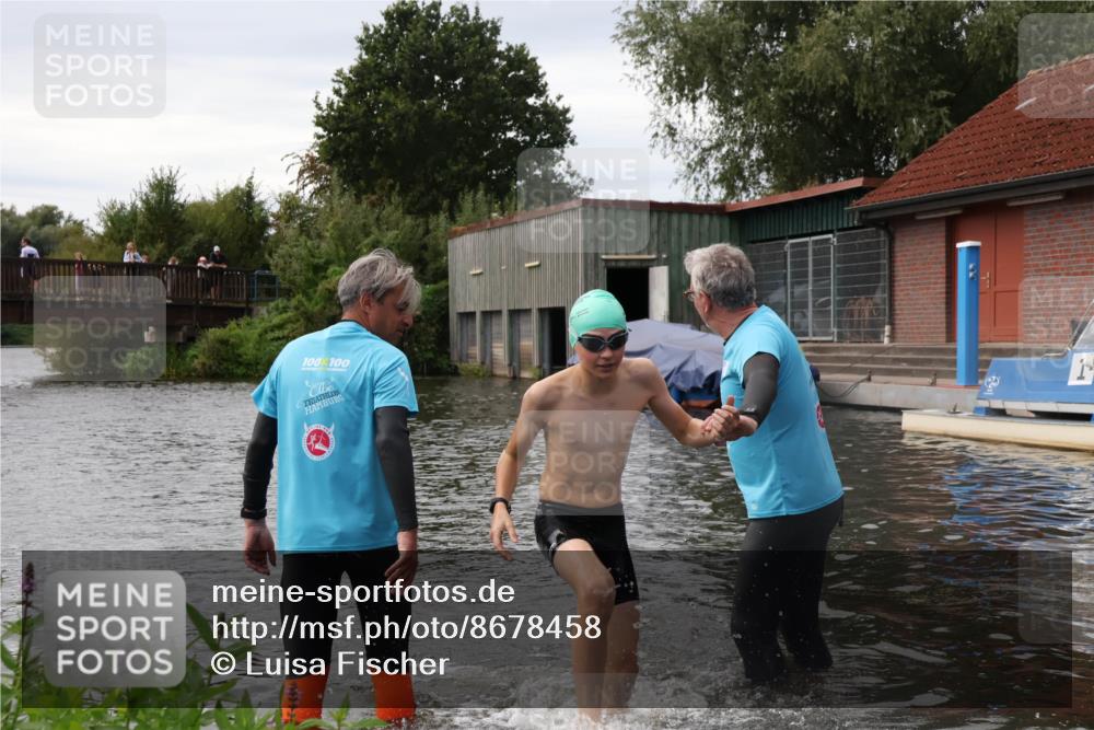 31.08.2025 - Elbe Triathlon Hamburg Luisa Fischer http://msf.ph/oto/8678458 31.08.2025 12:08:35 Schwimmen 1619 meine-sportfotos.de