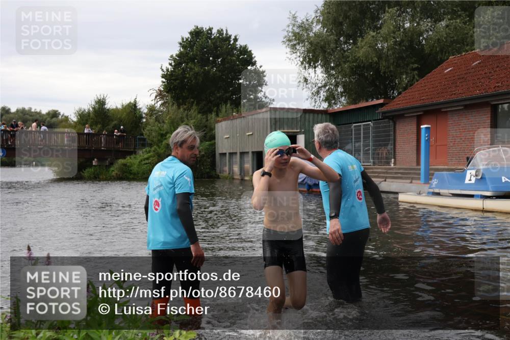 31.08.2025 - Elbe Triathlon Hamburg Luisa Fischer http://msf.ph/oto/8678460 31.08.2025 12:08:35 Schwimmen 1619 meine-sportfotos.de