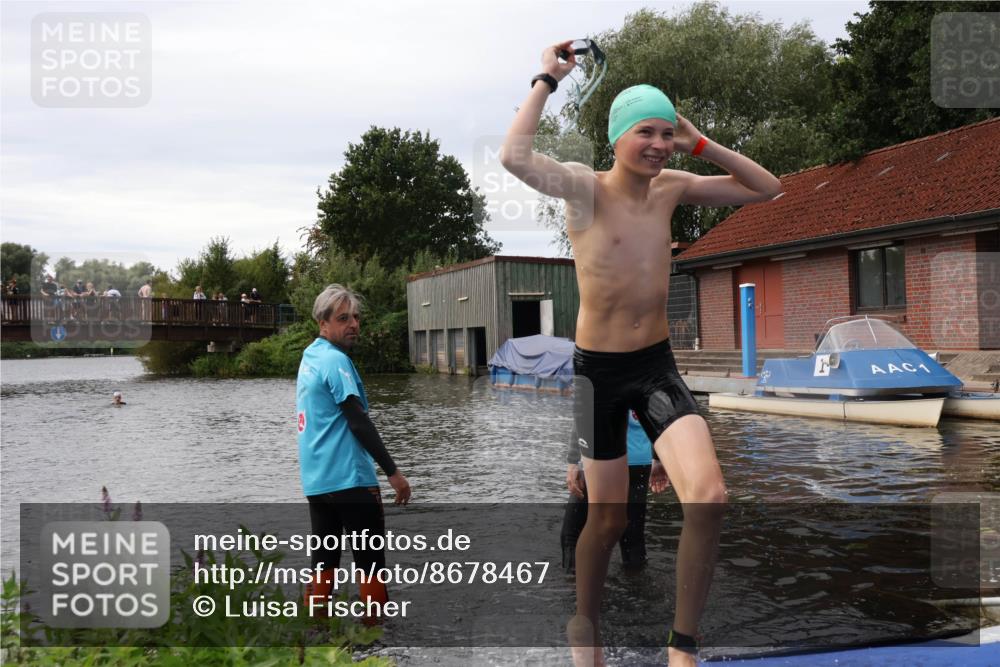 31.08.2025 - Elbe Triathlon Hamburg Luisa Fischer http://msf.ph/oto/8678467 31.08.2025 12:08:36 Schwimmen 1619 meine-sportfotos.de