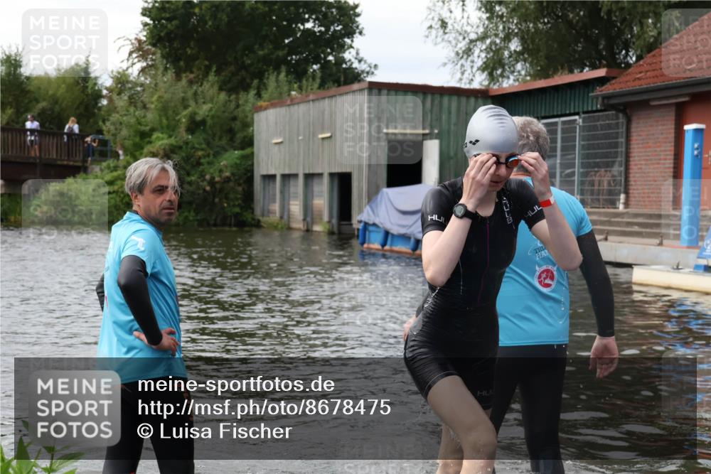 31.08.2025 - Elbe Triathlon Hamburg Luisa Fischer http://msf.ph/oto/8678475 31.08.2025 12:09:07 Schwimmen 1632 meine-sportfotos.de