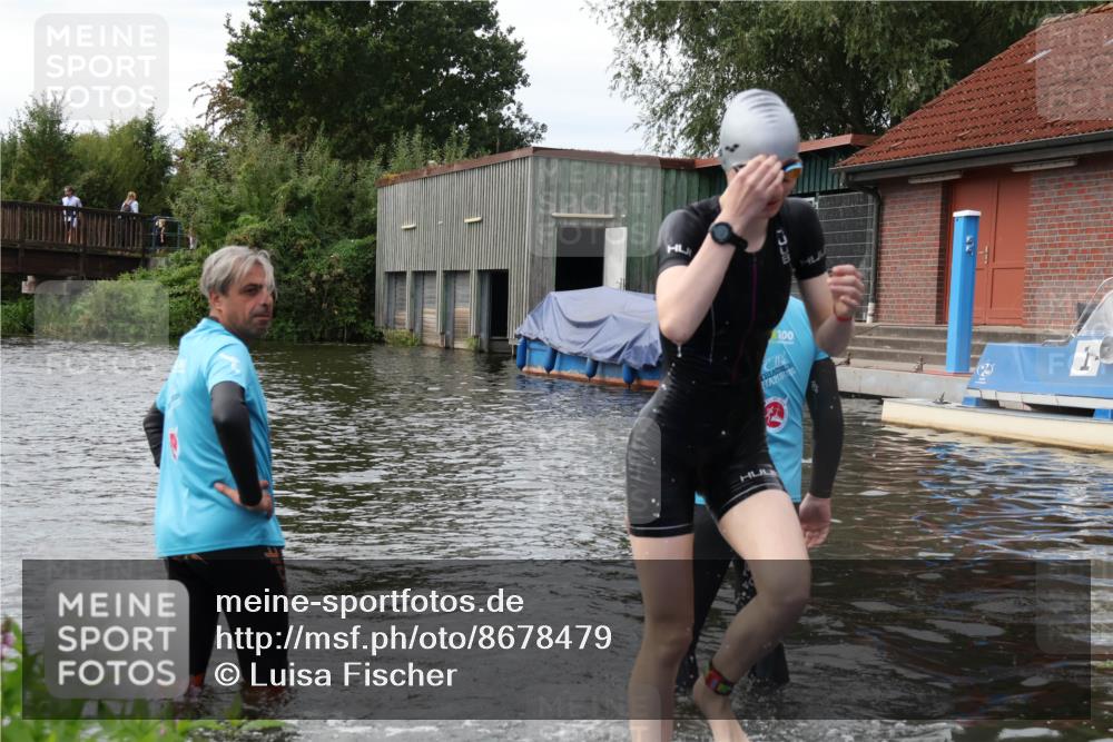 31.08.2025 - Elbe Triathlon Hamburg Luisa Fischer http://msf.ph/oto/8678479 31.08.2025 12:09:07 Schwimmen 1632 meine-sportfotos.de