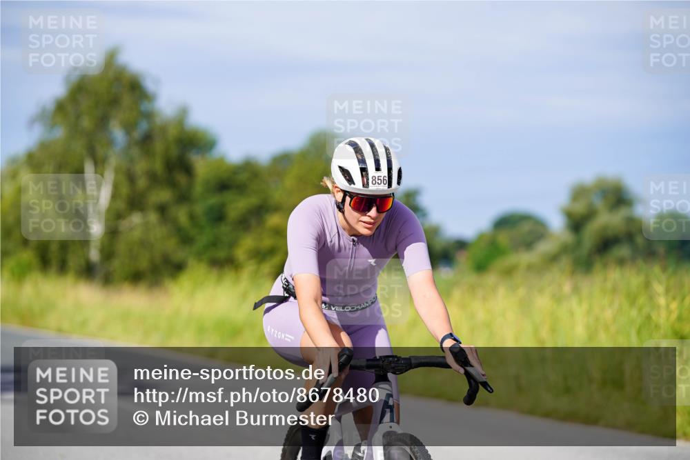 31.08.2025 - Elbe Triathlon Hamburg Michael Burmester http://msf.ph/oto/8678480 31.08.2025 10:35:22 Radfahren 856, 960 meine-sportfotos.de