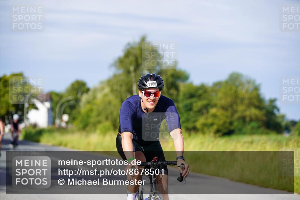 31.08.2025 - Elbe Triathlon Hamburg Michael Burmester http://msf.ph/oto/8678501 31.08.2025 10:35:34 Radfahren 777, 803, 903, 986, 1081, 1100 meine-sportfotos.de
