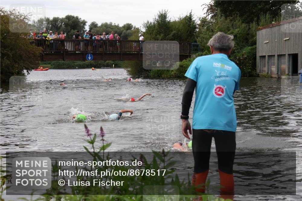 31.08.2025 - Elbe Triathlon Hamburg Luisa Fischer http://msf.ph/oto/8678517 31.08.2025 12:22:13 Schwimmen 1634, 1657 meine-sportfotos.de