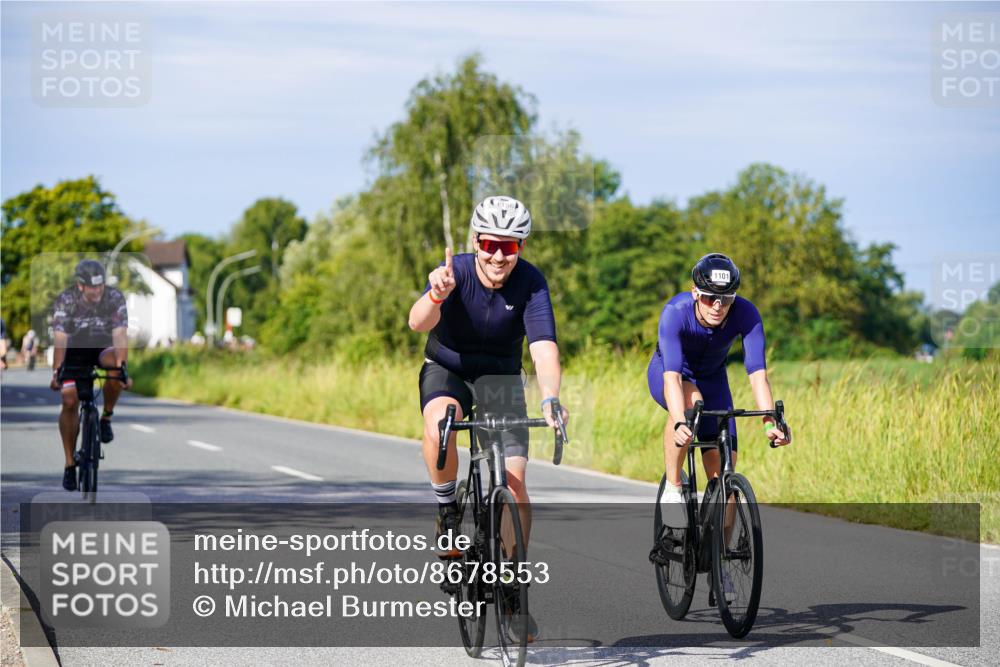 31.08.2025 - Elbe Triathlon Hamburg Michael Burmester http://msf.ph/oto/8678553 31.08.2025 10:35:43 Radfahren 803, 903, 1023, 1036, 1101, 1156, 1186, 1228 meine-sportfotos.de