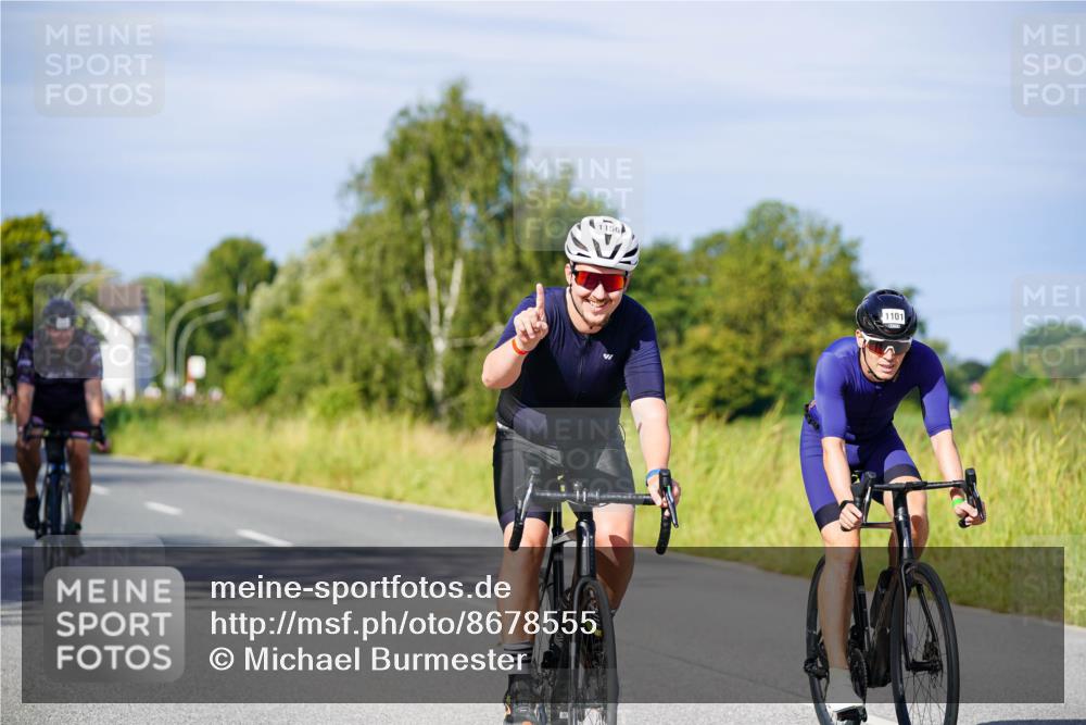 31.08.2025 - Elbe Triathlon Hamburg Michael Burmester http://msf.ph/oto/8678555 31.08.2025 10:35:43 Radfahren 803, 903, 1023, 1036, 1101, 1156, 1186, 1228 meine-sportfotos.de