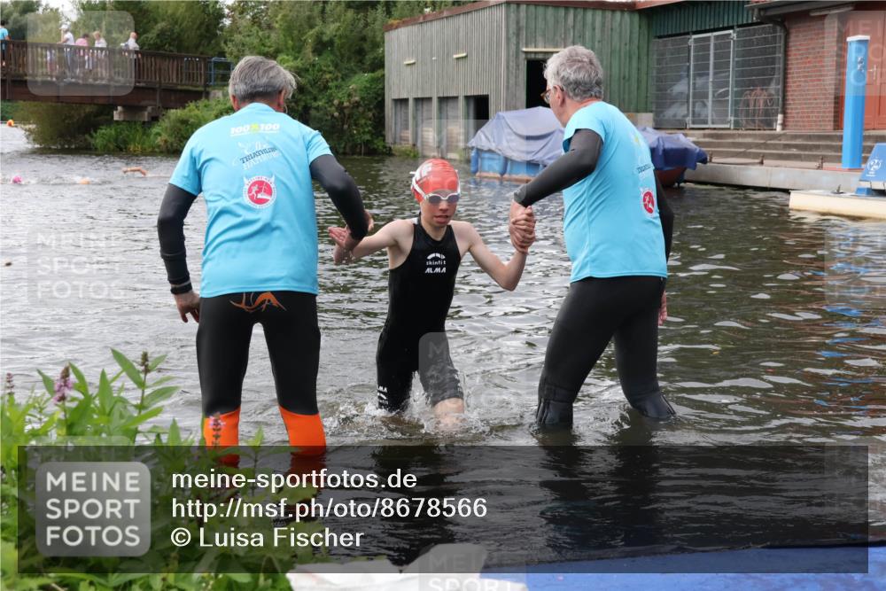 31.08.2025 - Elbe Triathlon Hamburg Luisa Fischer http://msf.ph/oto/8678566 31.08.2025 12:22:30 Schwimmen 1656 meine-sportfotos.de