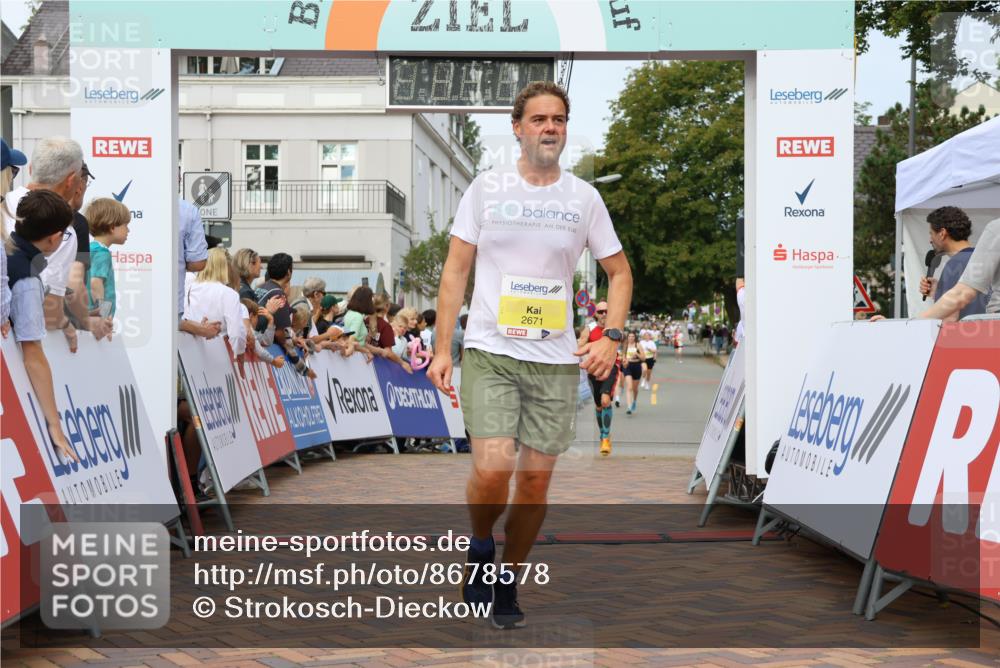 31.08.2025 - 21. Blankeneser Heldenlauf Strokosch-Dieckow http://msf.ph/oto/8678578 31.08.2025 10:26:10 Ziel 2736, 2777, 2046, 2671, 2564, 2447, 2119, 2118 meine-sportfotos.de