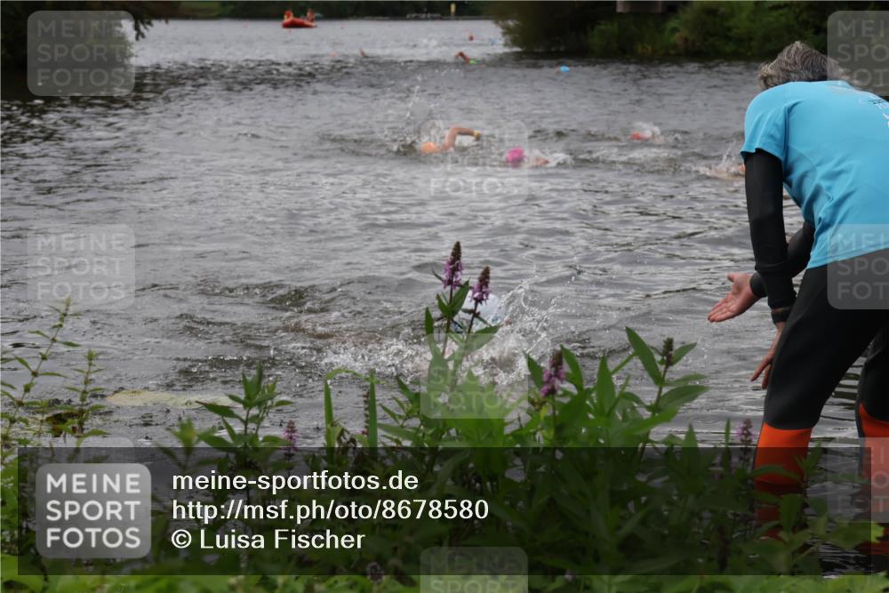 31.08.2025 - Elbe Triathlon Hamburg Luisa Fischer http://msf.ph/oto/8678580 31.08.2025 12:22:45 Schwimmen 1644 meine-sportfotos.de
