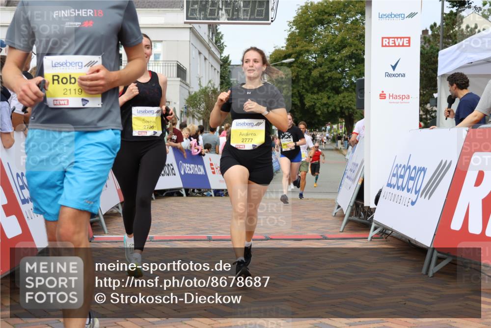 31.08.2025 - 21. Blankeneser Heldenlauf Strokosch-Dieckow http://msf.ph/oto/8678687 31.08.2025 10:26:06 Ziel 2736, 2777, 2342, 2671, 2193, 2447, 2119, 2118 meine-sportfotos.de