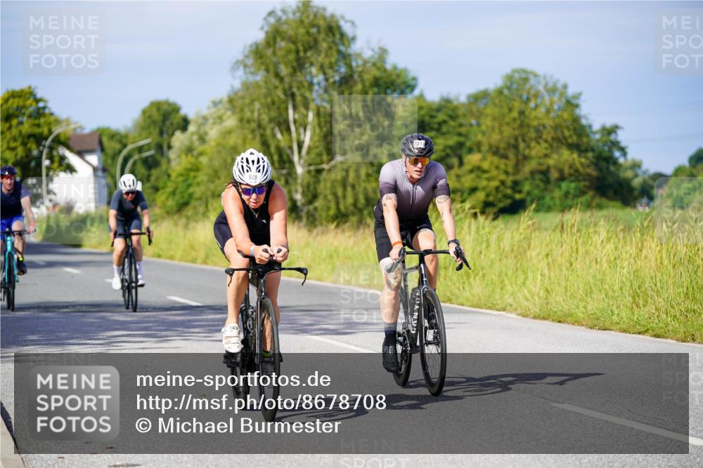 31.08.2025 - Elbe Triathlon Hamburg Michael Burmester http://msf.ph/oto/8678708 31.08.2025 10:36:08 Radfahren 781, 807, 828, 915, 1000, 1001, 1217, 1242, 1245 meine-sportfotos.de