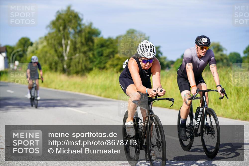 31.08.2025 - Elbe Triathlon Hamburg Michael Burmester http://msf.ph/oto/8678713 31.08.2025 10:36:08 Radfahren 781, 807, 828, 915, 1000, 1001, 1217, 1242, 1245 meine-sportfotos.de
