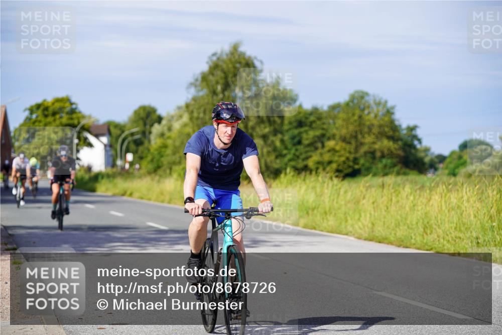 31.08.2025 - Elbe Triathlon Hamburg Michael Burmester http://msf.ph/oto/8678726 31.08.2025 10:36:10 Radfahren 781, 807, 828, 915, 1000, 1001, 1217, 1245 meine-sportfotos.de